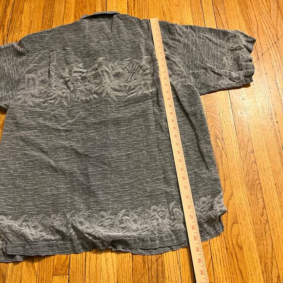 Tommy Bahama Shirt Mens Large Silk Hawaiian Gray Button Short Sleeve - Picture 4 of 6
